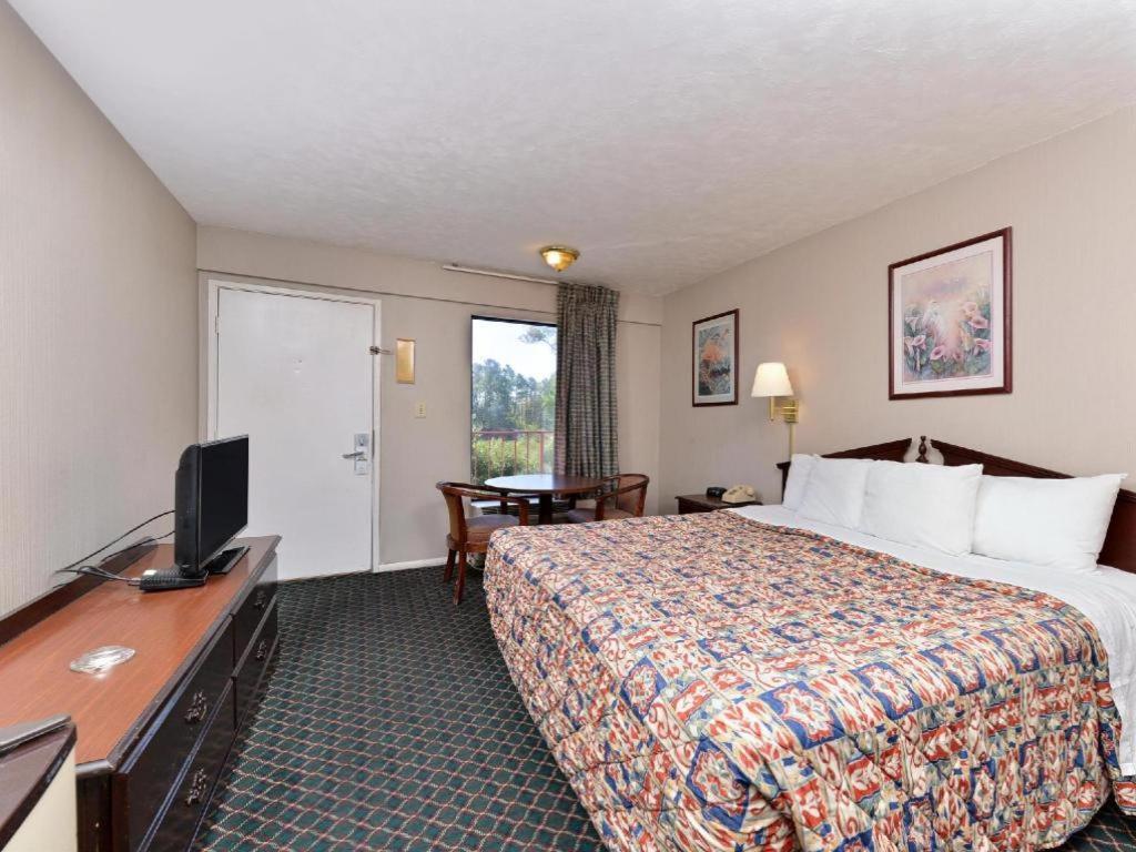 Americas Best Value Inn - Augusta / South Exterior photo
